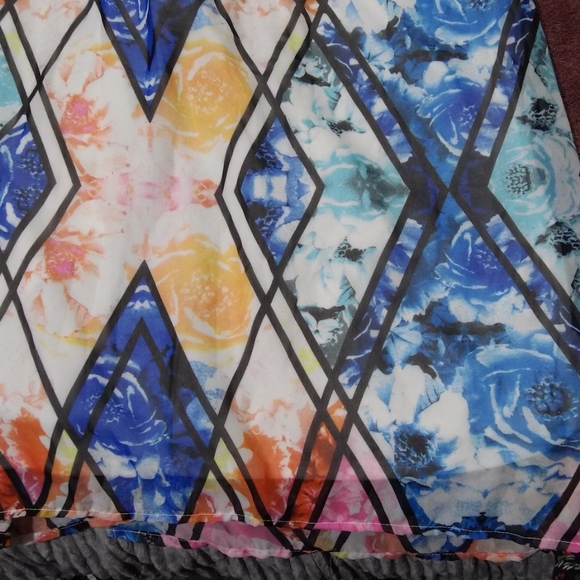 [Flawed] Lily Rose - Women's Floral Halter-neck Blouson Maxi Dress - Multi - S - Picture 3 of 9